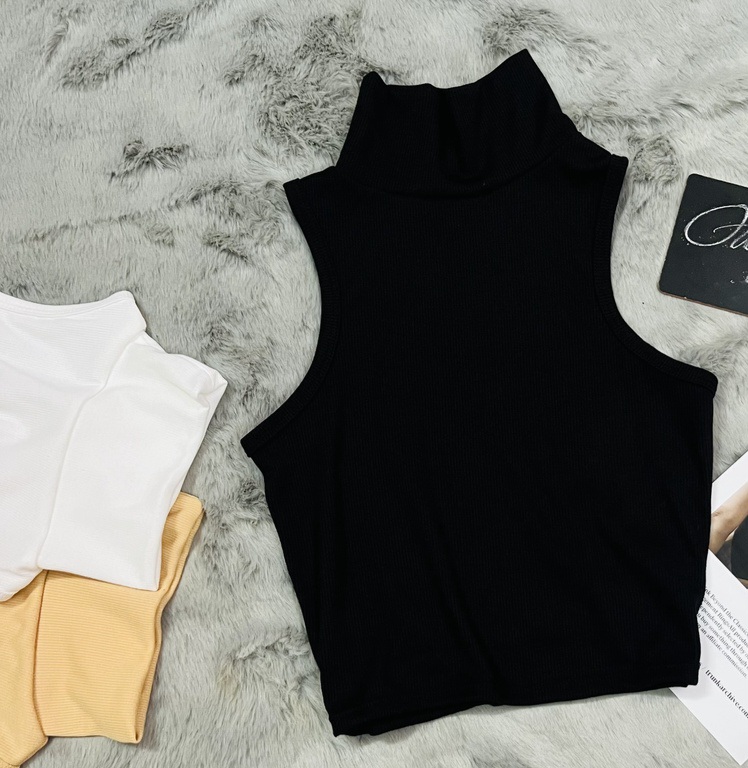 Áo croptop ba lỗ cổ lọ