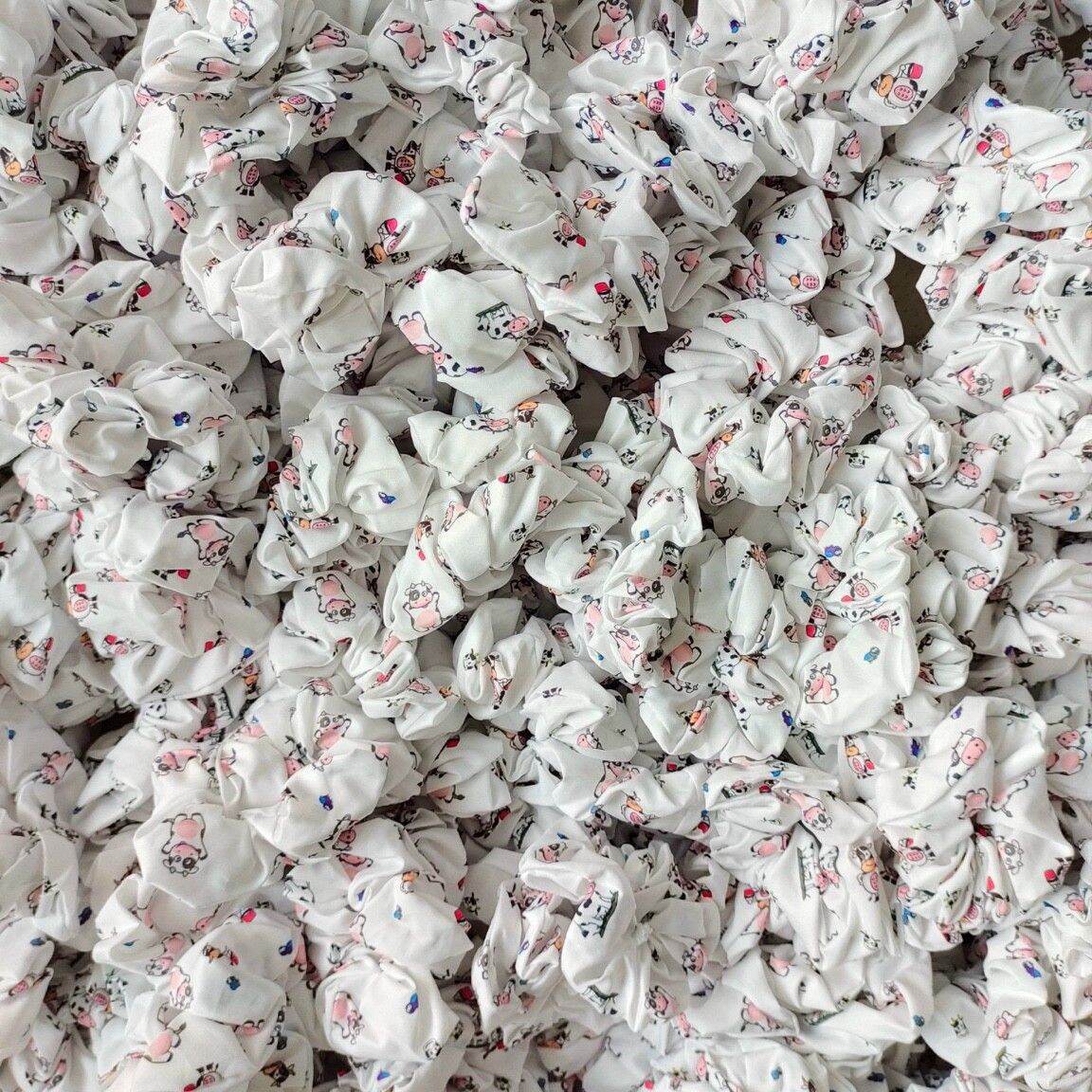 Buộc tóc scrunchies mẫu gấu