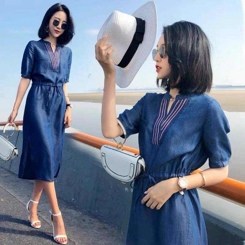 Đầm xoè denim cổ phối viền eo dây rút