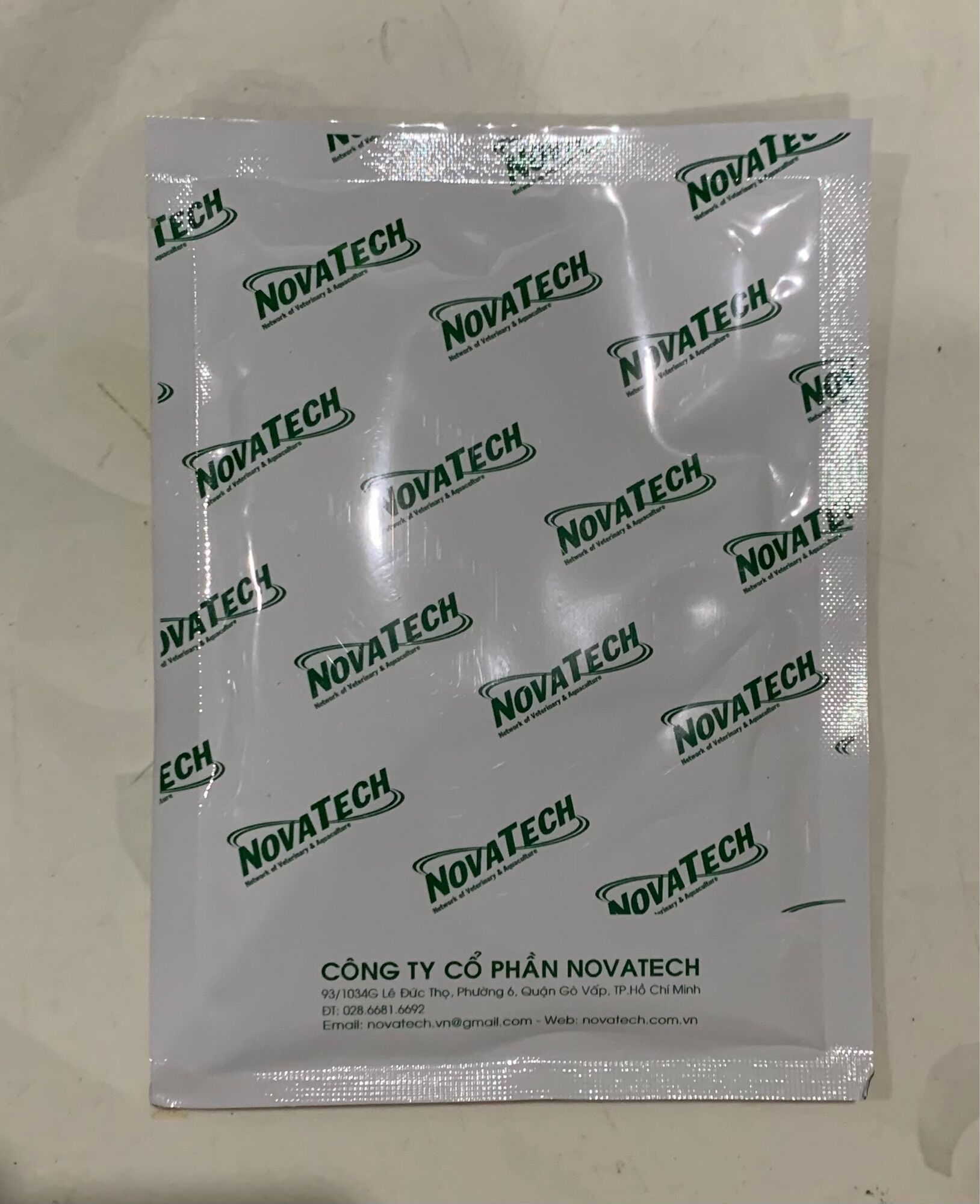 Chống cắn mổ, mau ra lông túi 100 gram.