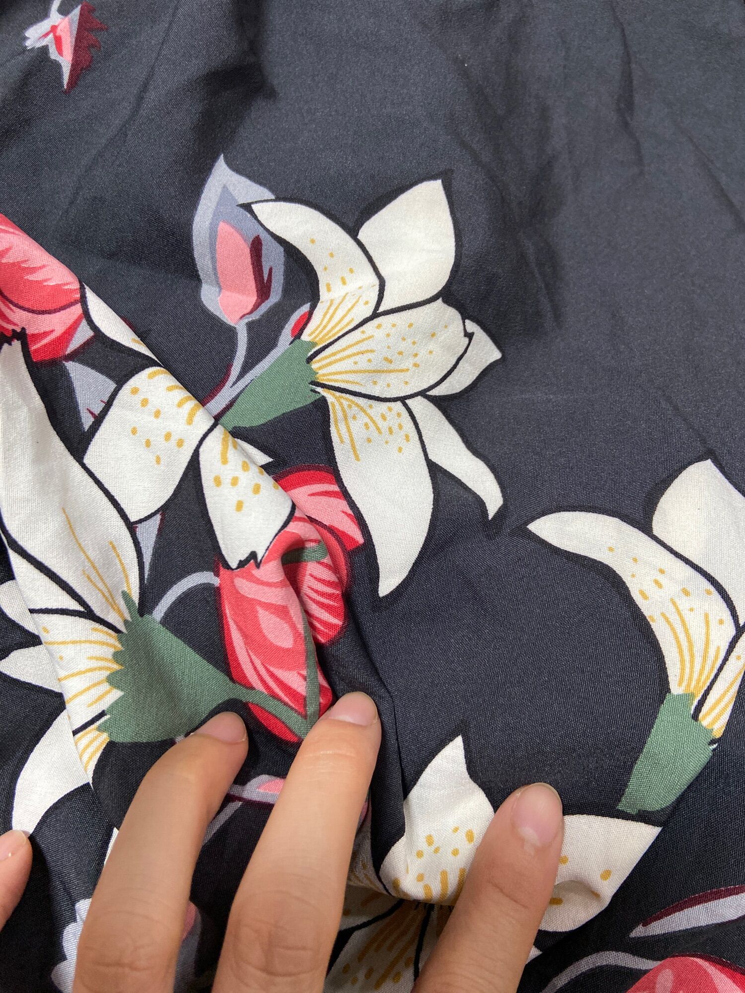 2m2 vải ren đỏ khổ 1m5