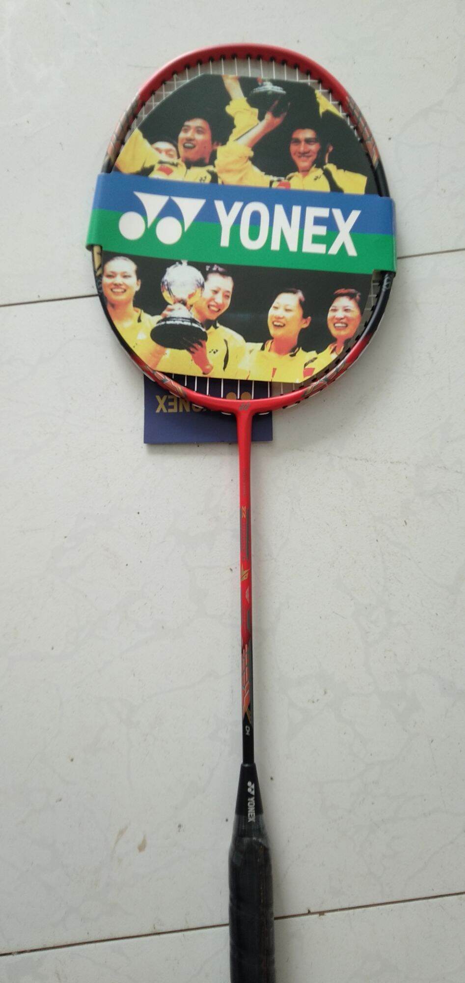 vợt Yonex nhẹ đẹp
