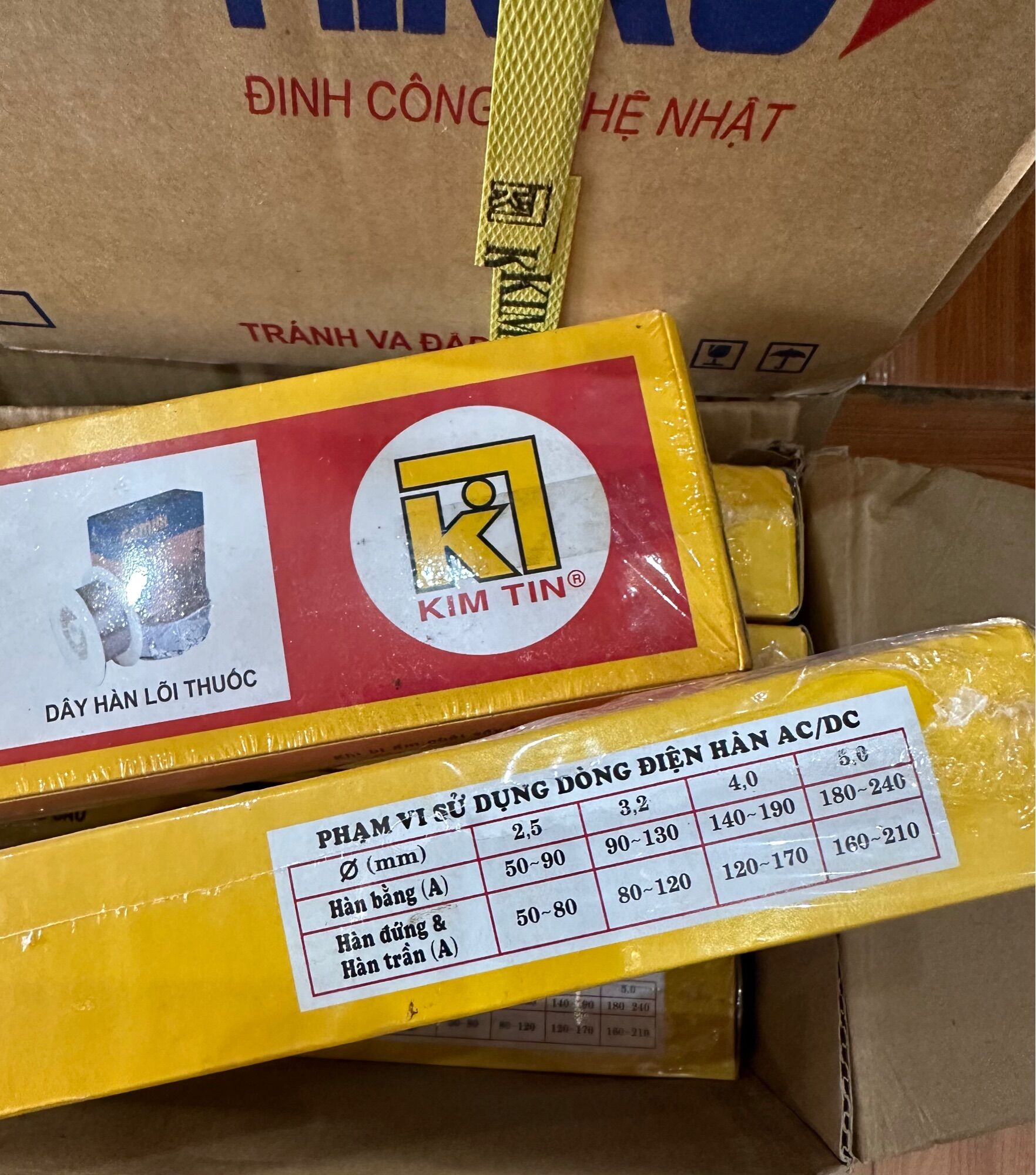 Que Hàn Sắt Kim Tín 2.5 ly (Giá 1 Hộp 2,5kg)