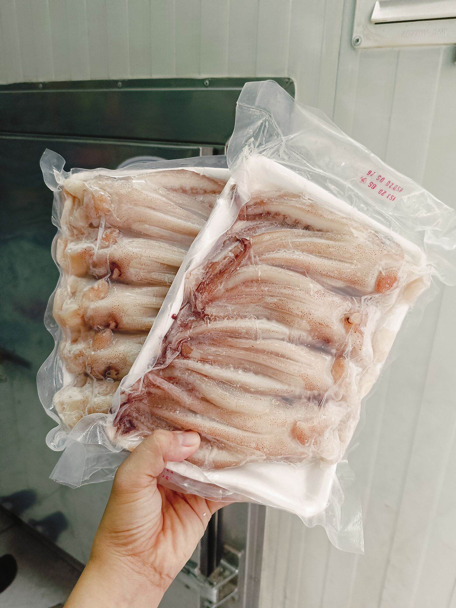 (HCM) Đầu râu mực hàng ngon net 500g