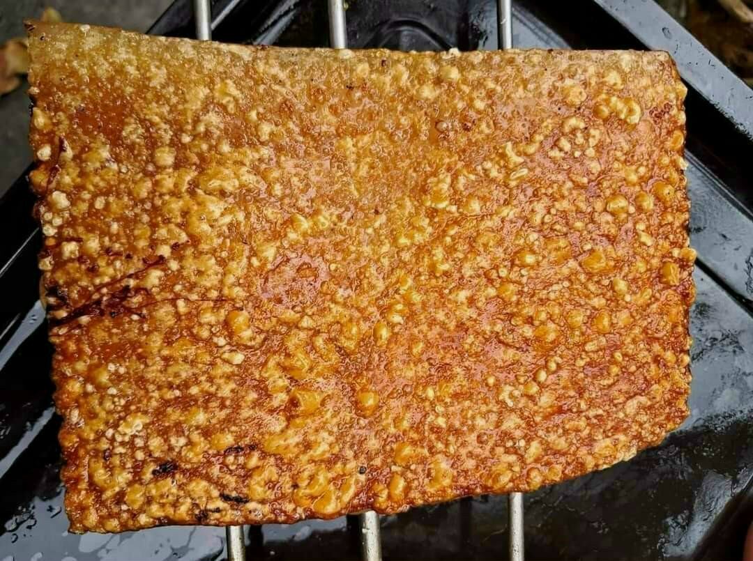 Dụng cụ xăm bì [đâm thịt ướp cho thấm]