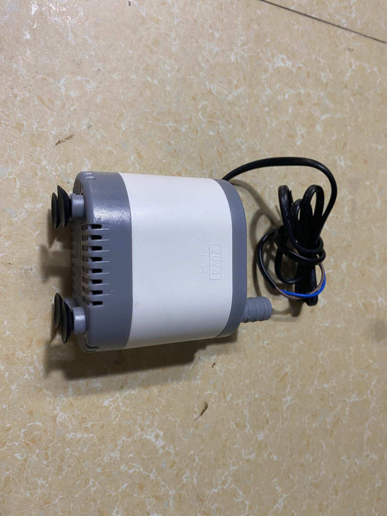 bơm chìm 18w (quạt hơi nước)