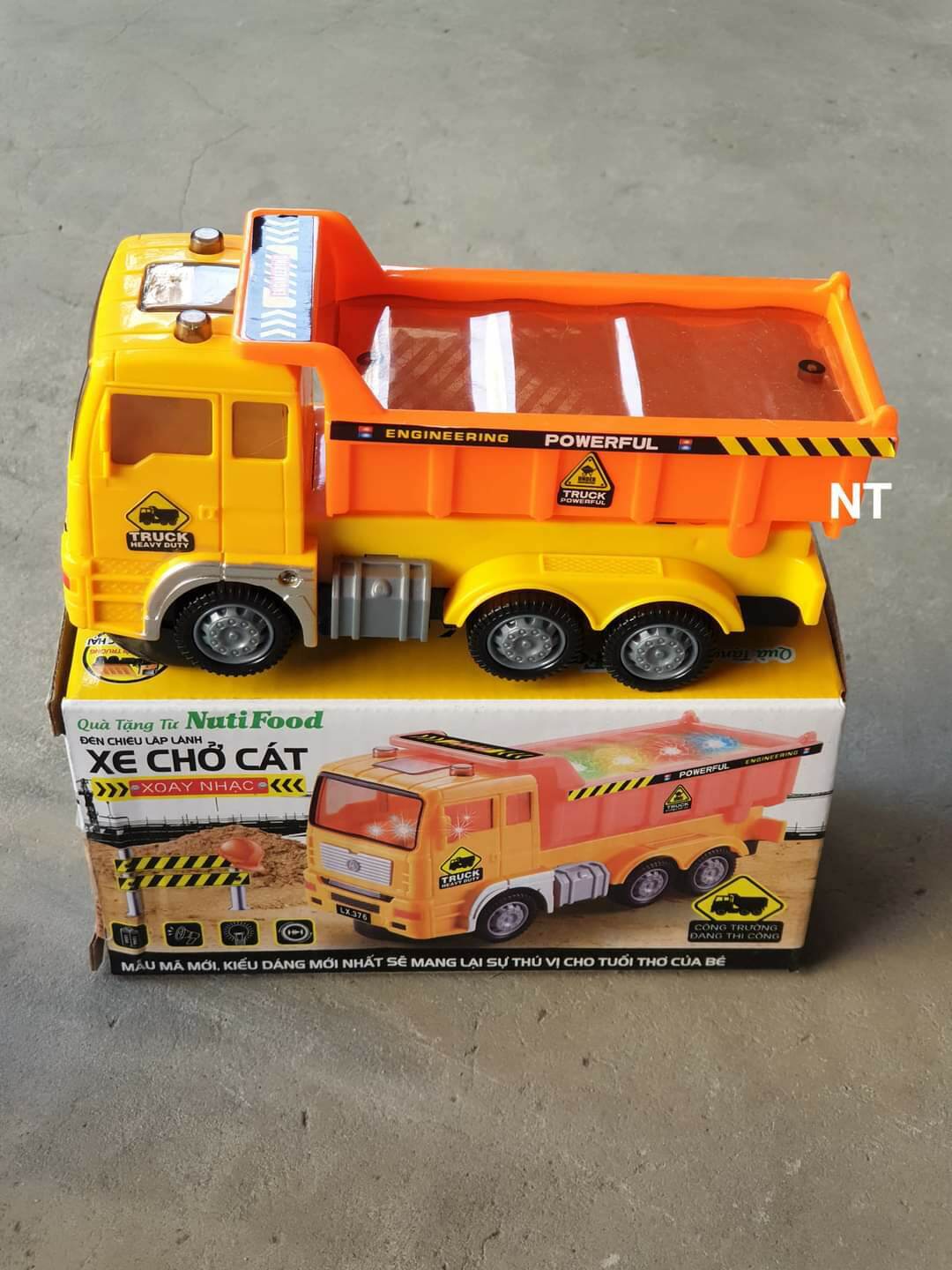 💓Sót kho xe bồn và xe chở rác
Có nhạc đèn chạy pin
💰Sỉ #25k ❌ 50 chiếc❌