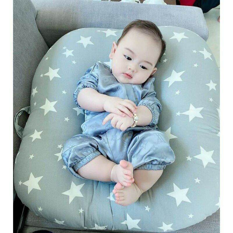 Đệm chống trào ngược cho bé