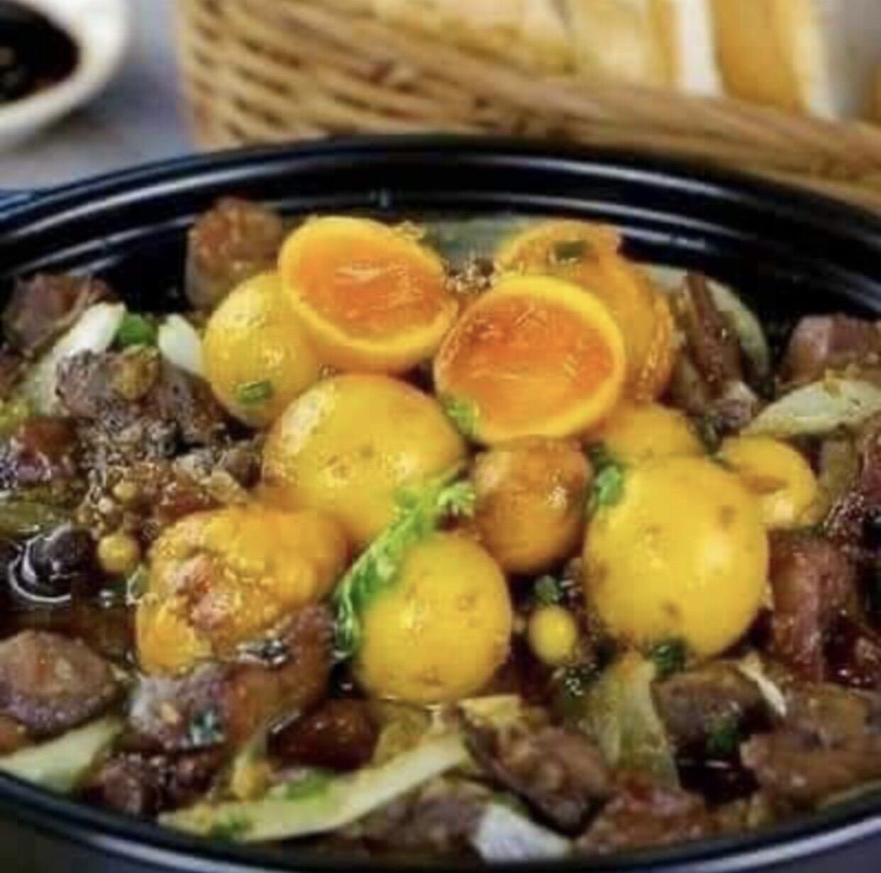 Trứng gà non hộp 500g (Ship hoả tốc HCM)