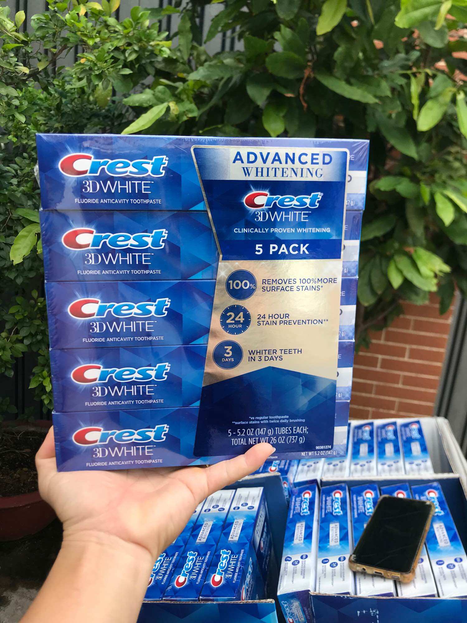 Kem đánh răng Crest 3D White Advanced Whitening 158g của Mỹ