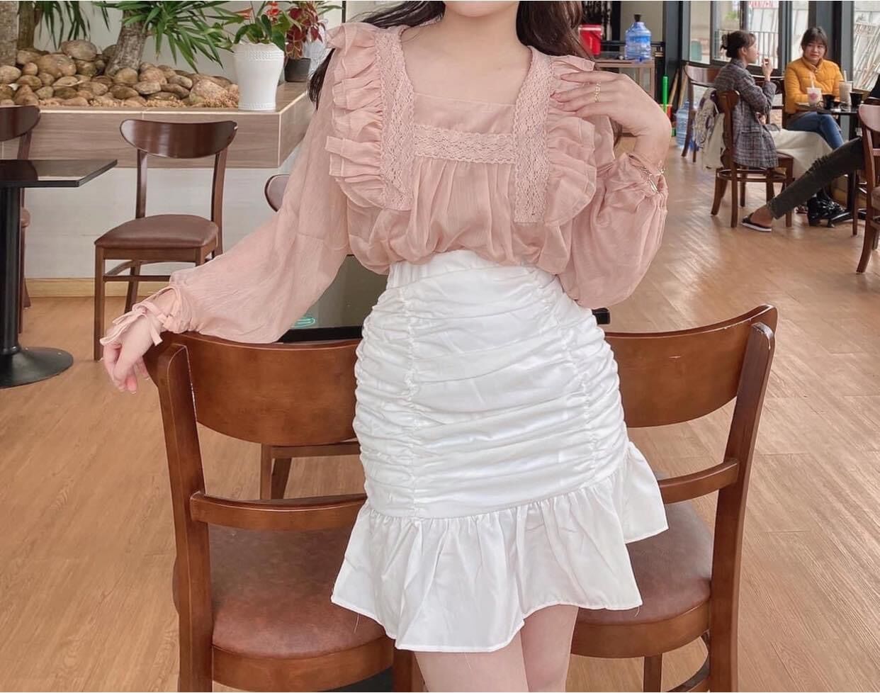 Set Váy Đuôi Cá Nhún + Áo Cổ Vuông Tiểu Thư