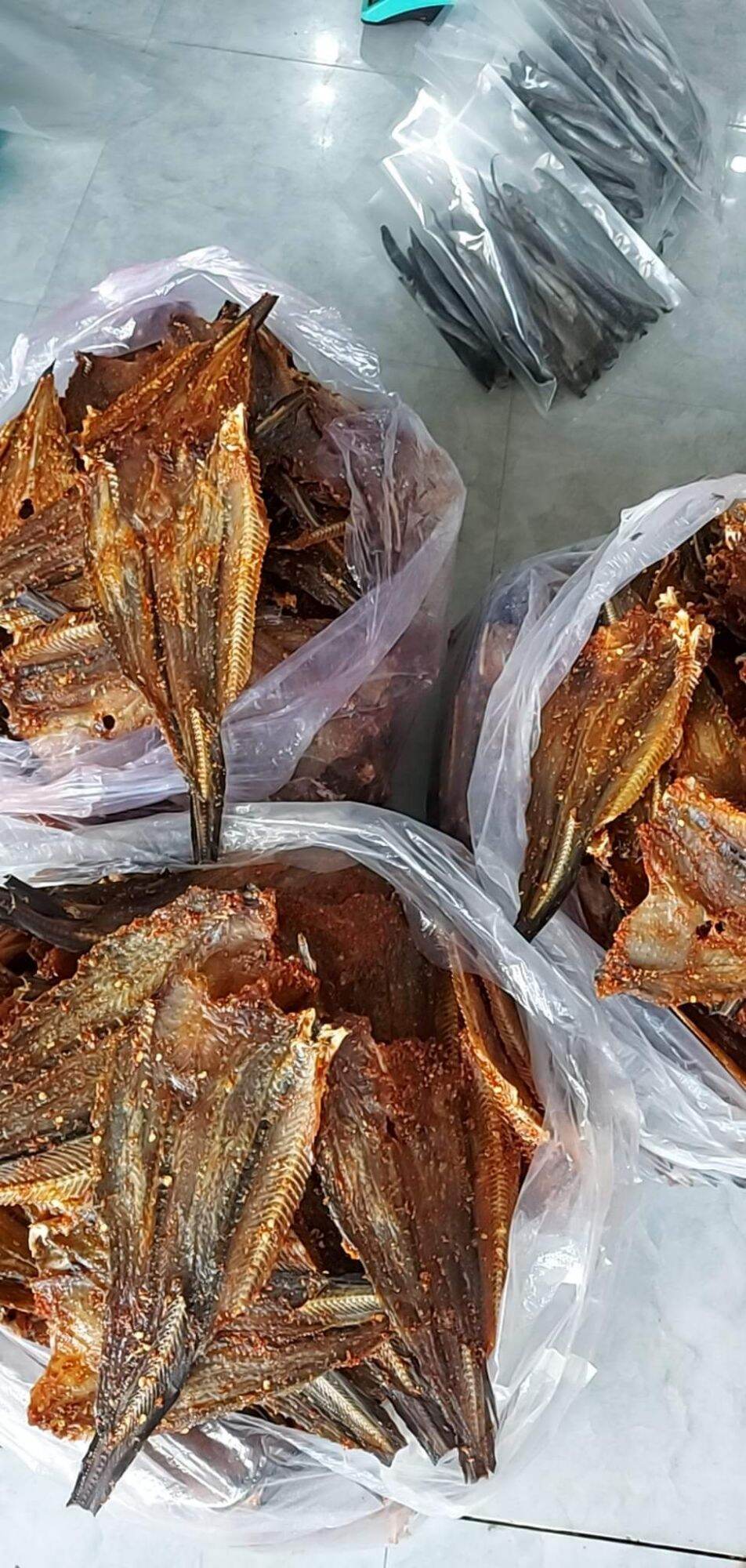 500g khô cá ngát xẻ ướp vị vừa ăn, túi hút chân không 500g / túi