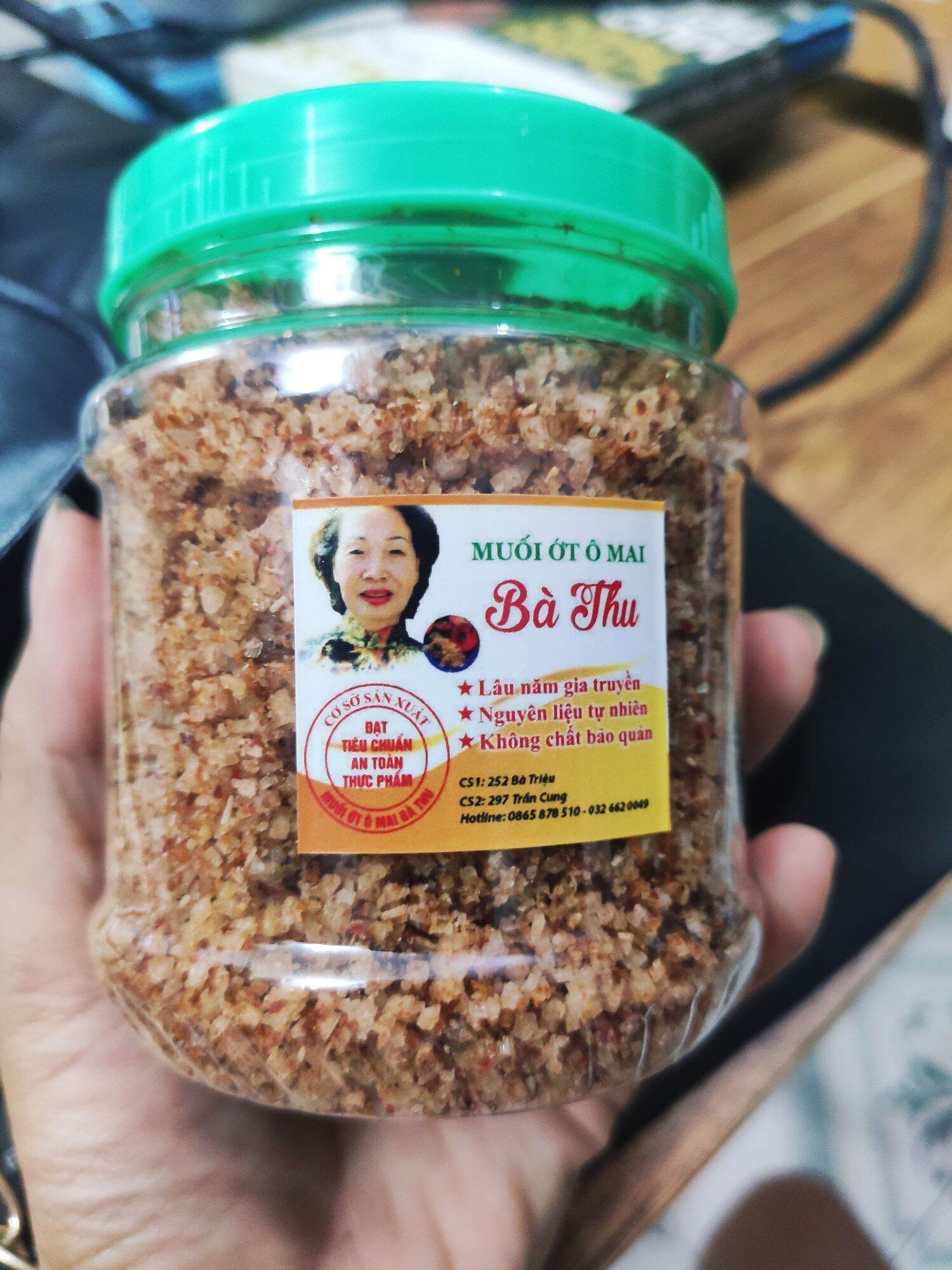 Lọ 250g muối ô mai Bà Thu