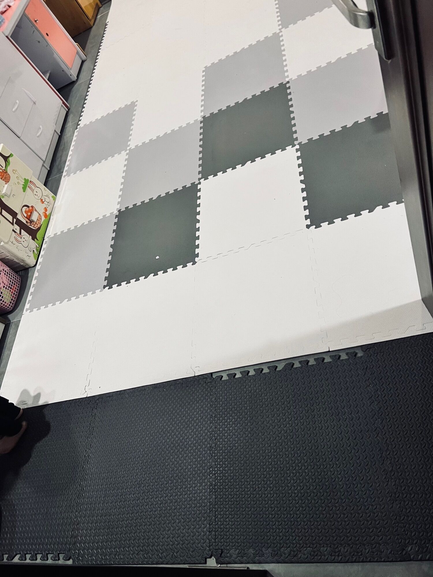 Thảm xốp màu nâu và kem 60×60×1cm