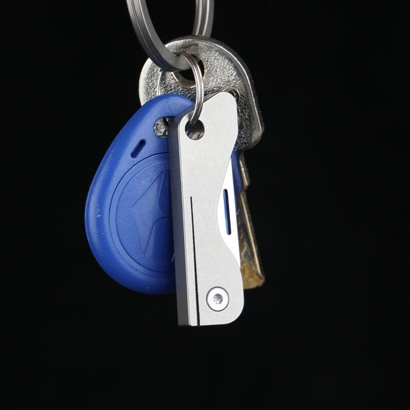 móc khóa rạch thùng titanium edc đa năng độc đáo