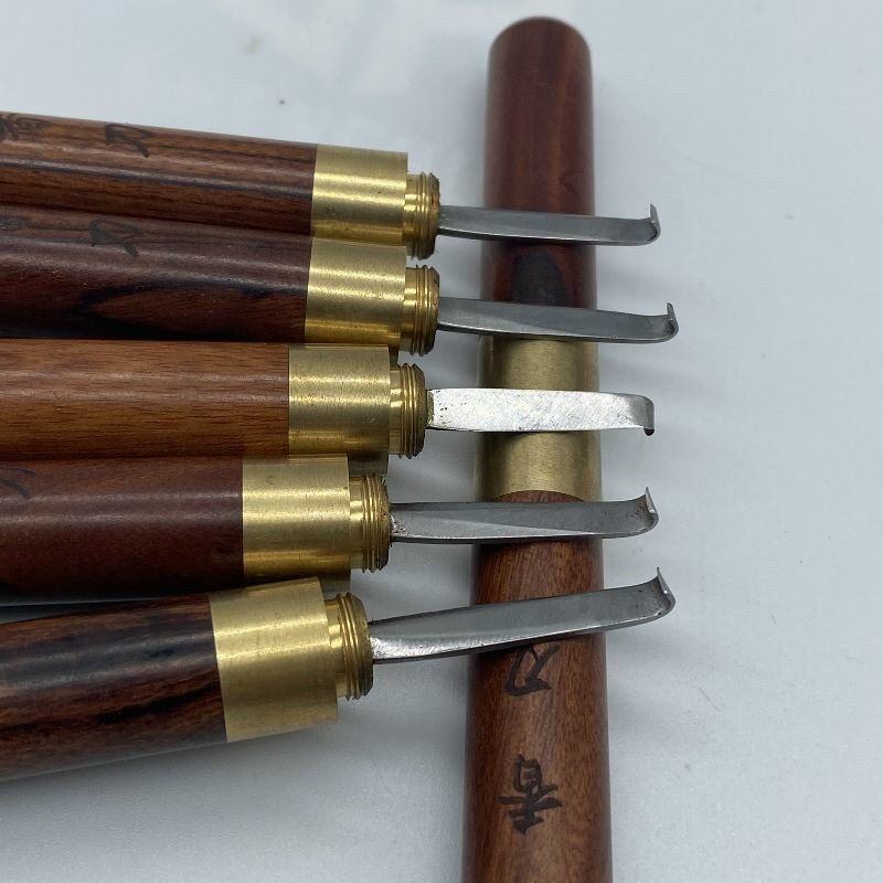 Bút cạo, dao tỉa trầm