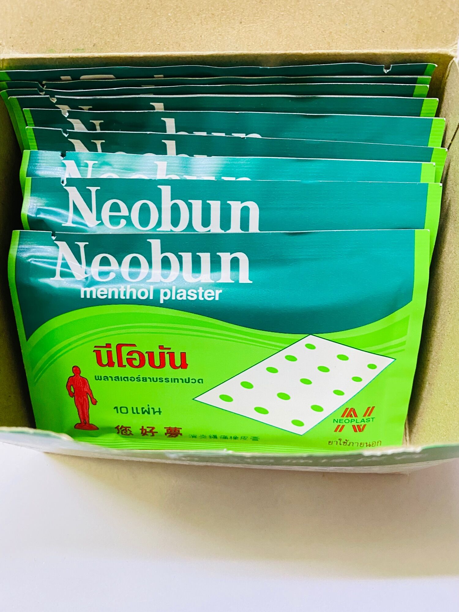 Cao Dán Giảm Đau NEOBUN MENTHOL PLASTER Thái Lan
