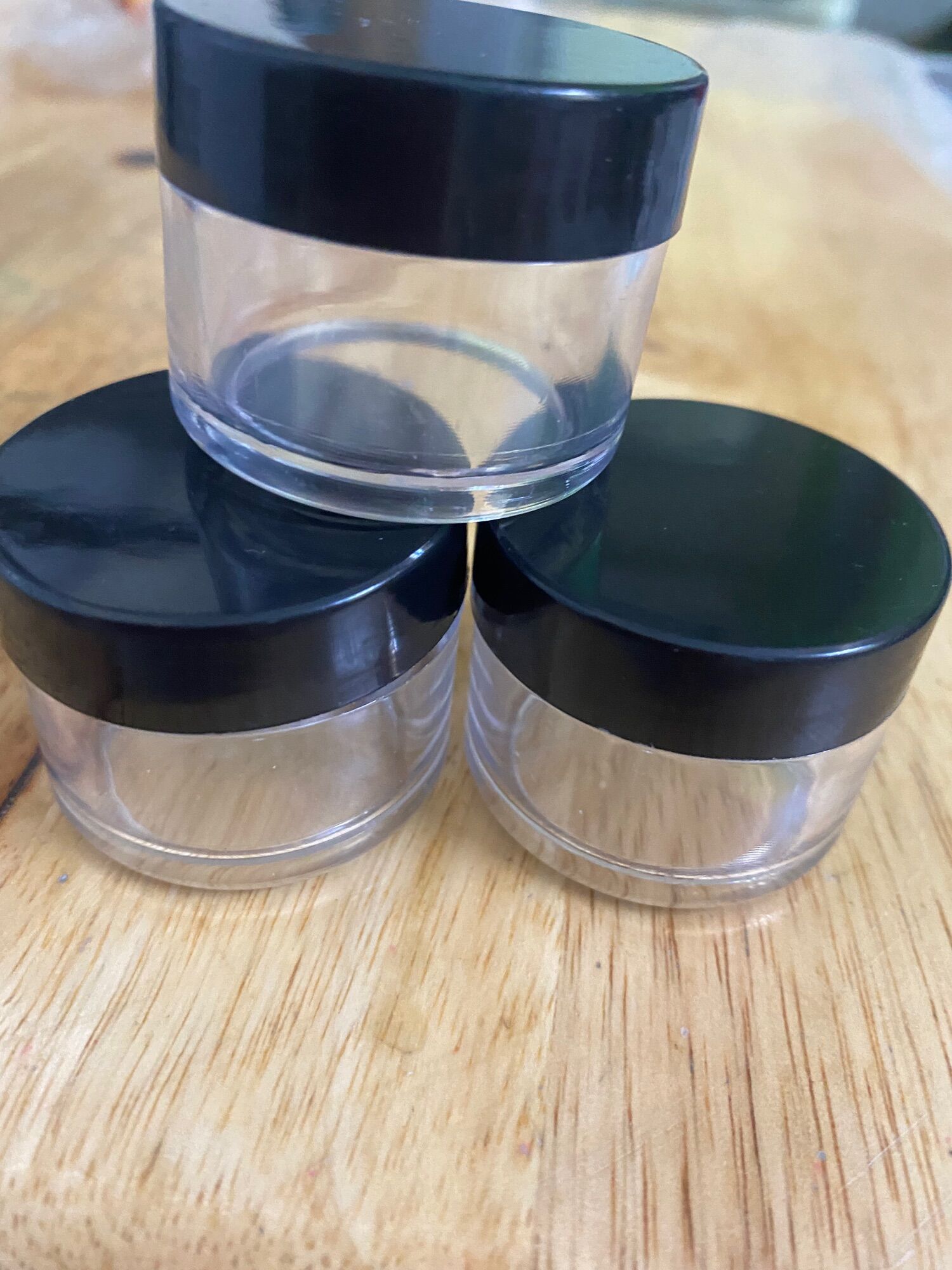 Hủ đựng kem 20g nắp đen