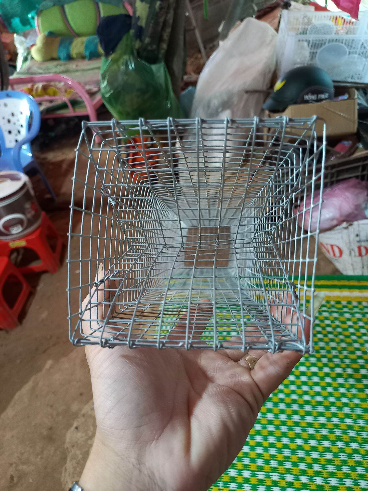 lồng bẫy rắn dài 75cm (dây rút)