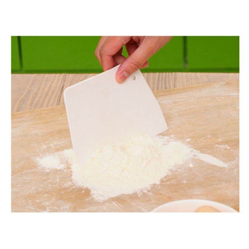 Dụng cụ vét bột cắt bột bánh