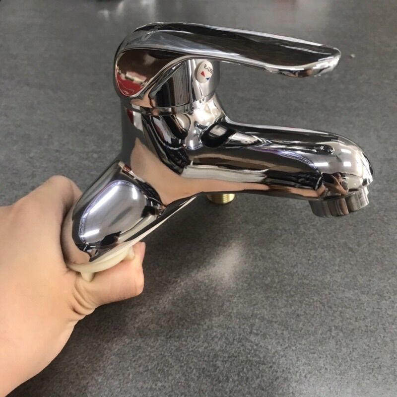 Vòi rửa mặt, vòi rửa tay, vòi lavabo, củ vòi Caesar nóng lạnh