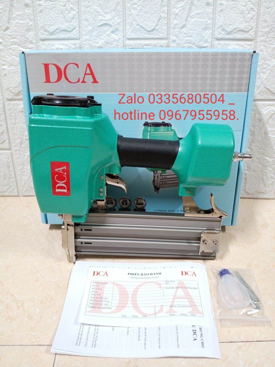 Máy  bắn đinh bê tông DCA - AST64C