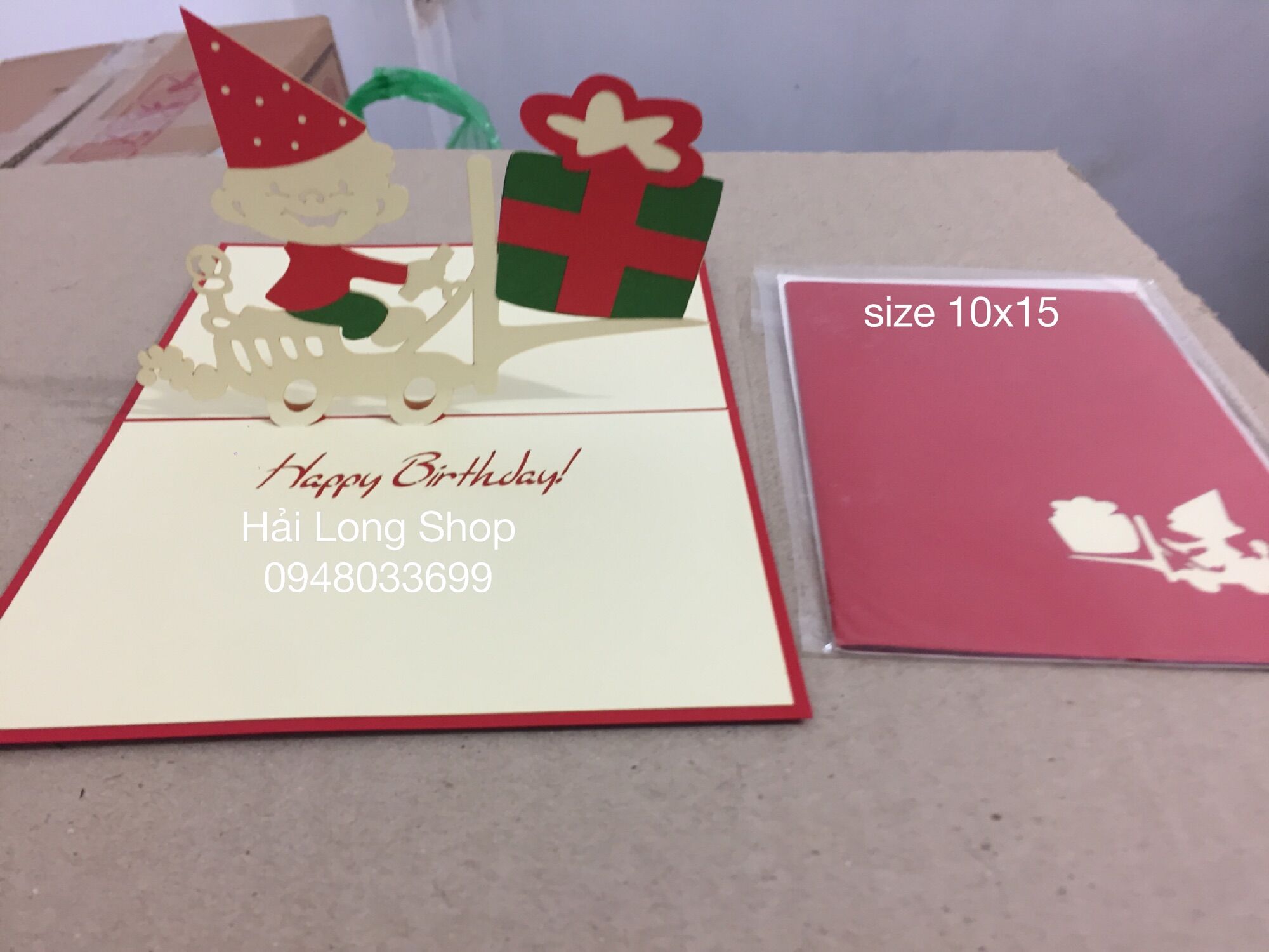 Cậu Bé chở quà -  Sinh Nhật - Birthday - Thiệp 3D