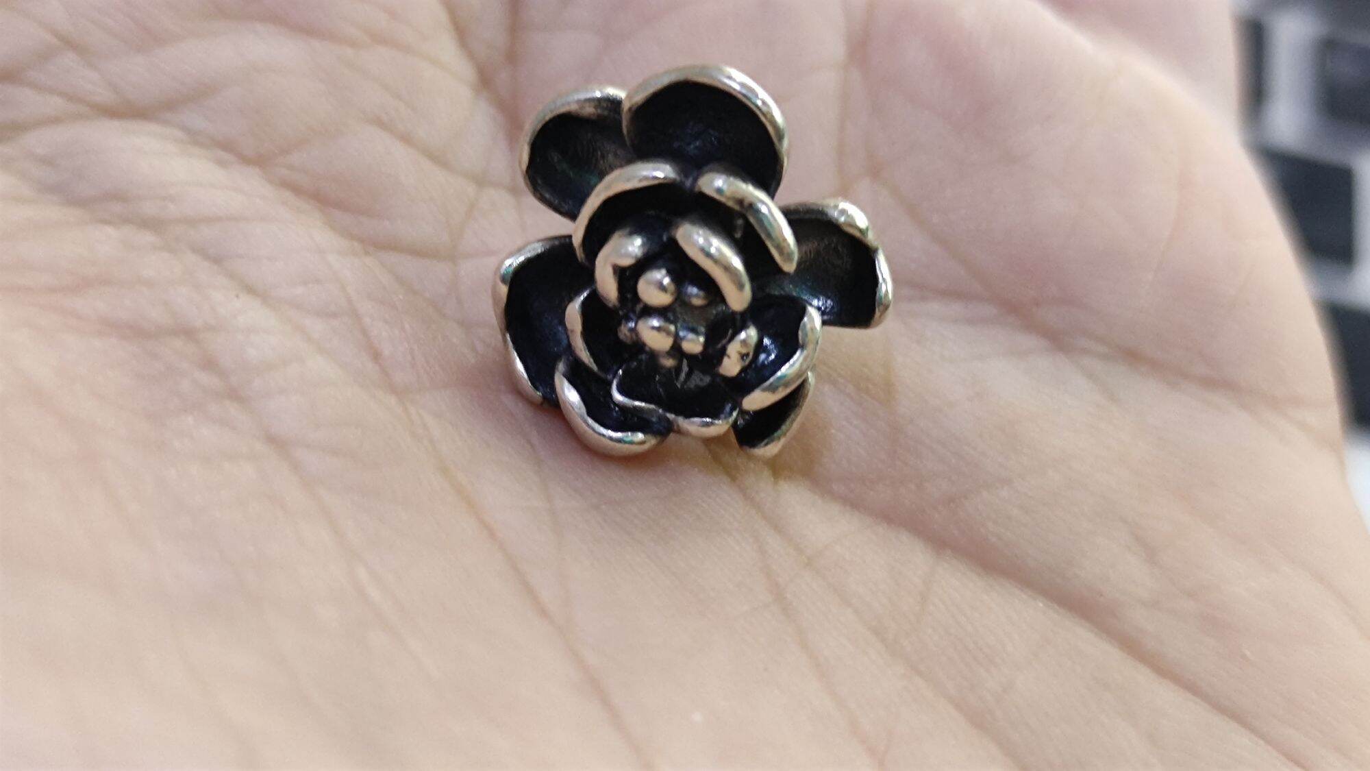 GauBee Charm bạc 925 hoa hồng cành tb vừa dây trolllbeads