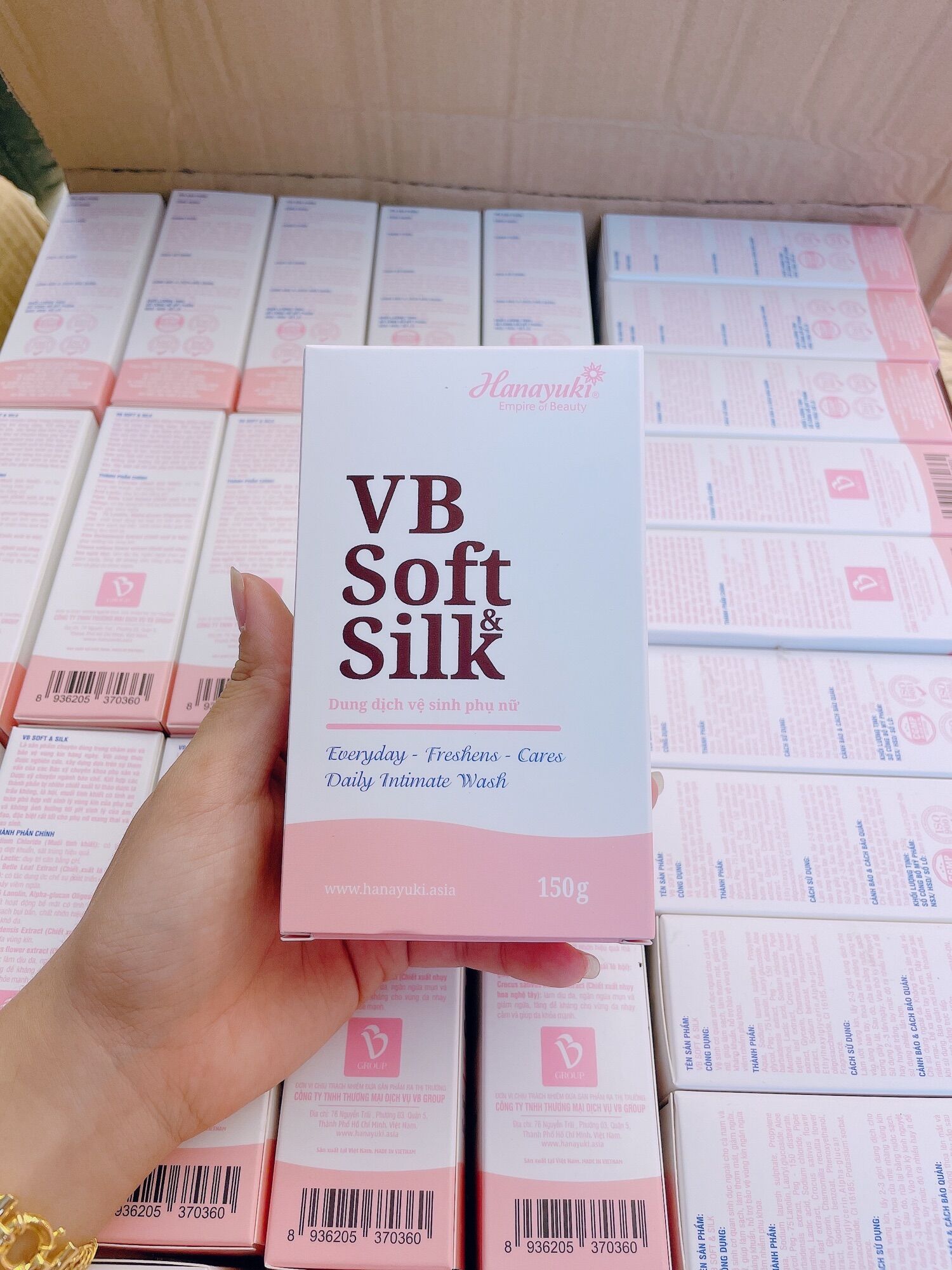 Dung dịch vệ sinh hana hồng