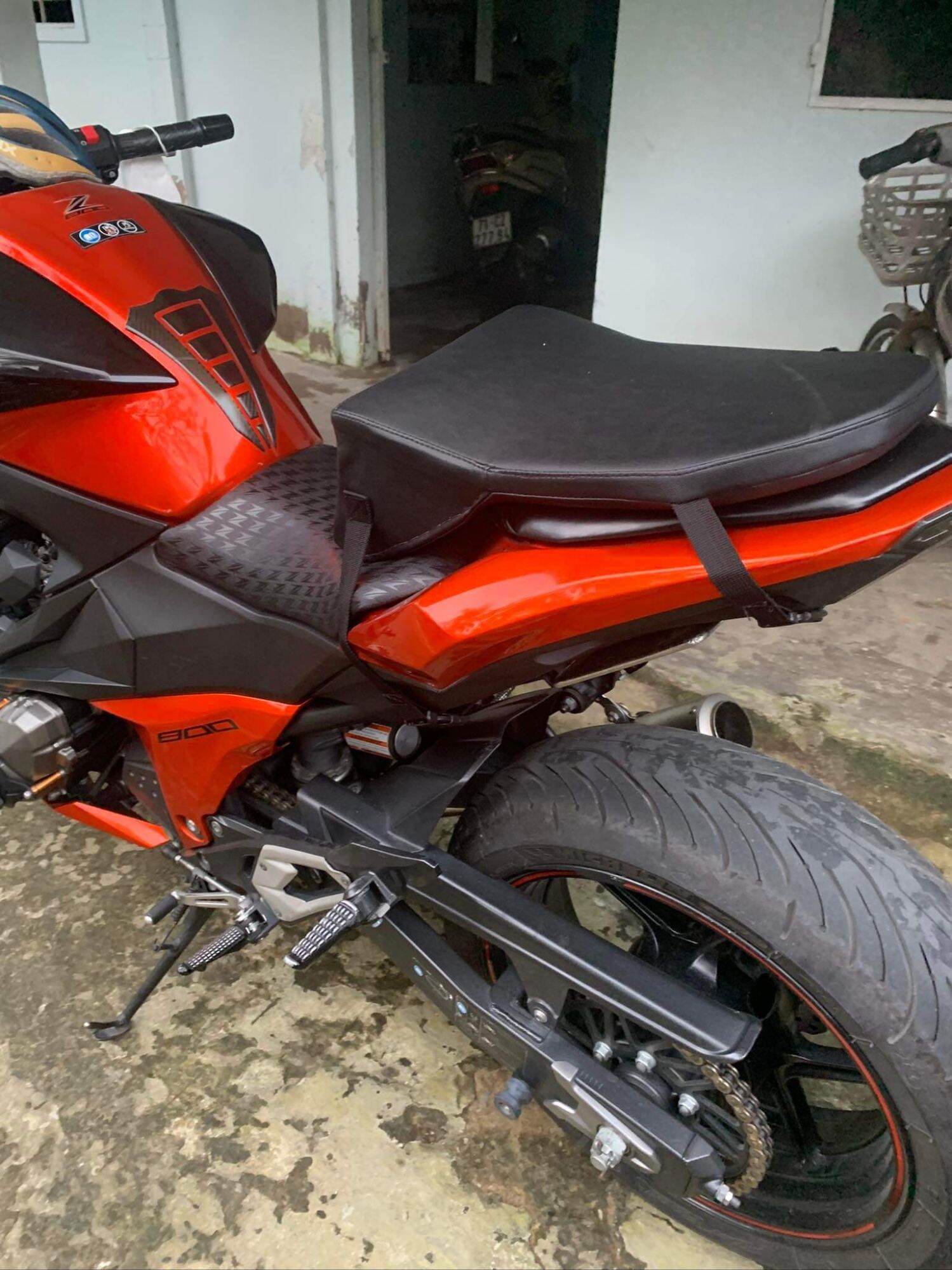 yên phụ z1000