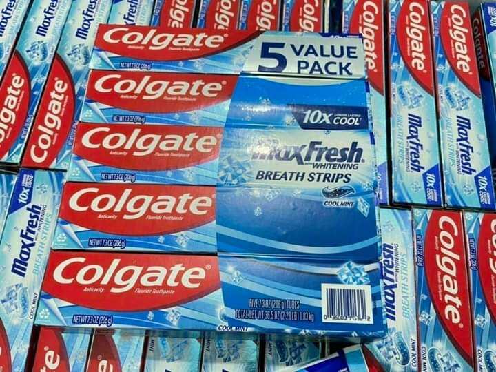 kem đánh răng Colgate Maxfresh Whitening 206g - Mỹ