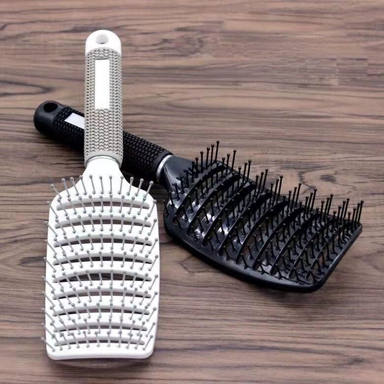 Lược xương cá tạo kiểu tóc