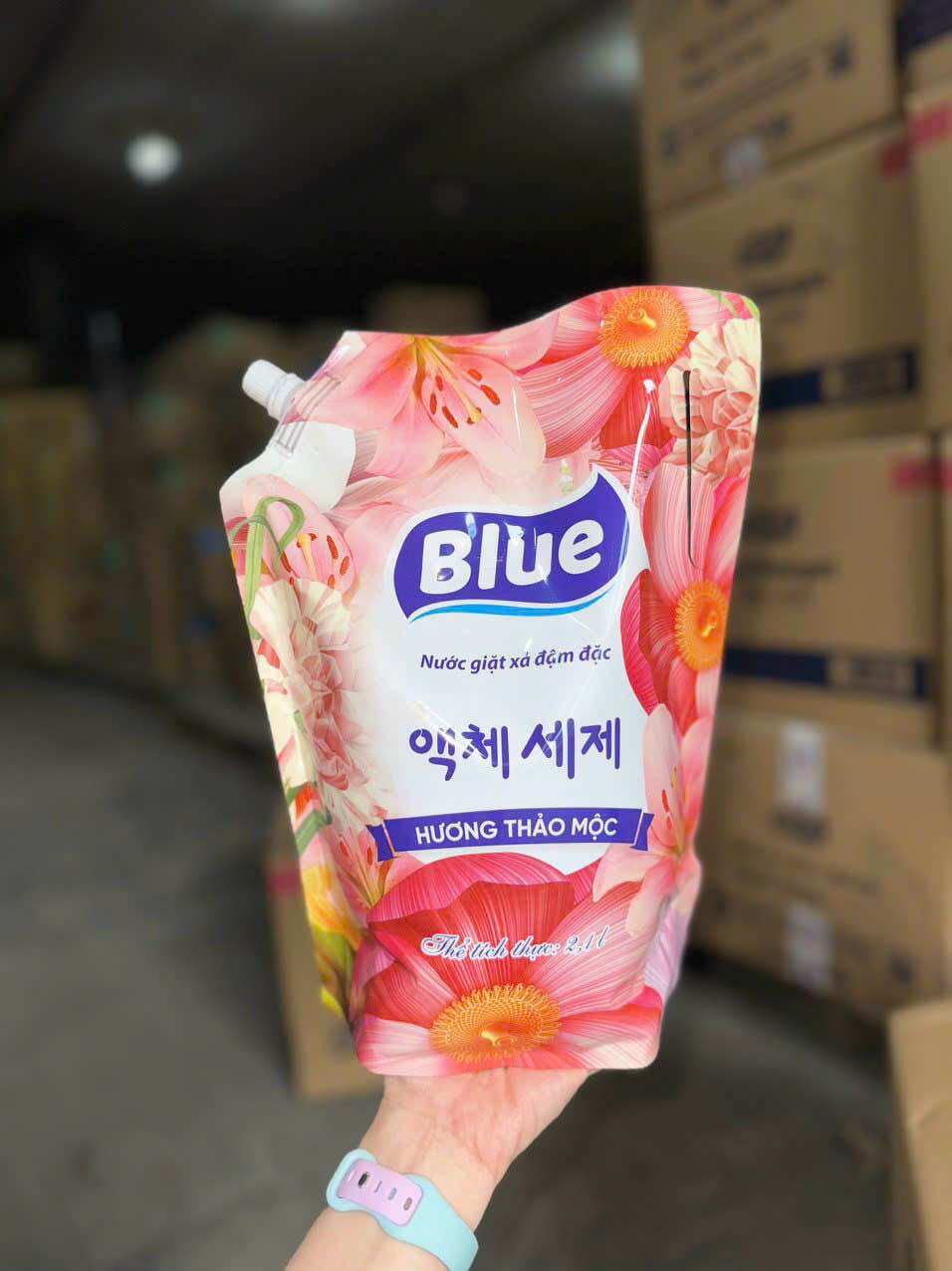(Giao hàng 2h)Nước giặt xả Blue công nghệ Hàn Quốc 2.1L