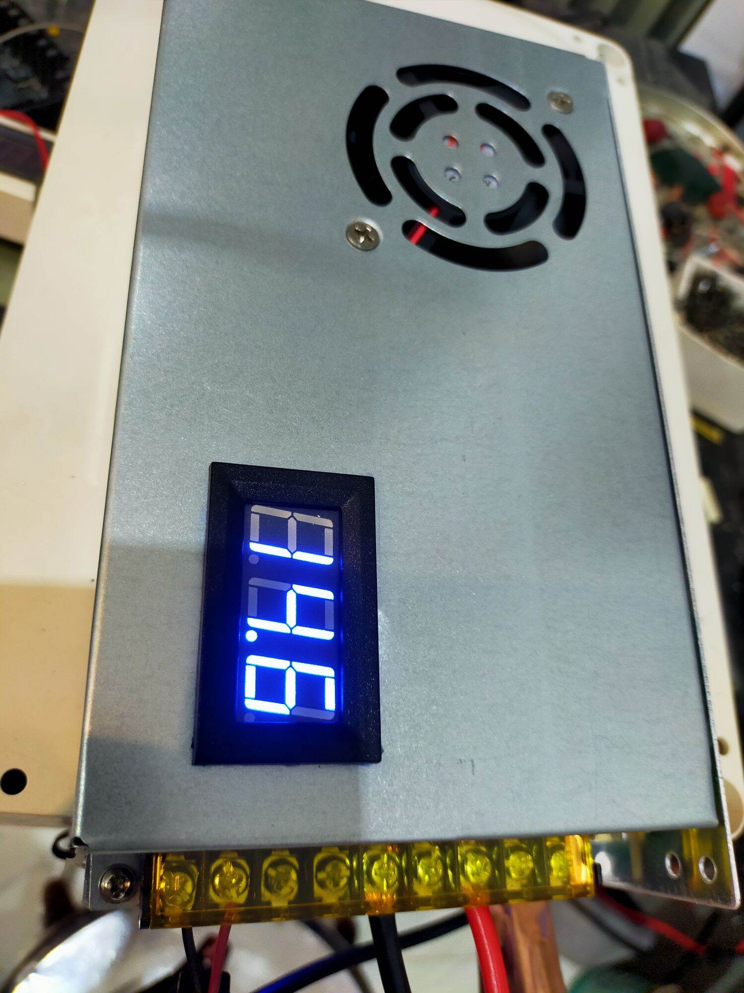 Sạc pin lithium 12.6v-14.6v /20a