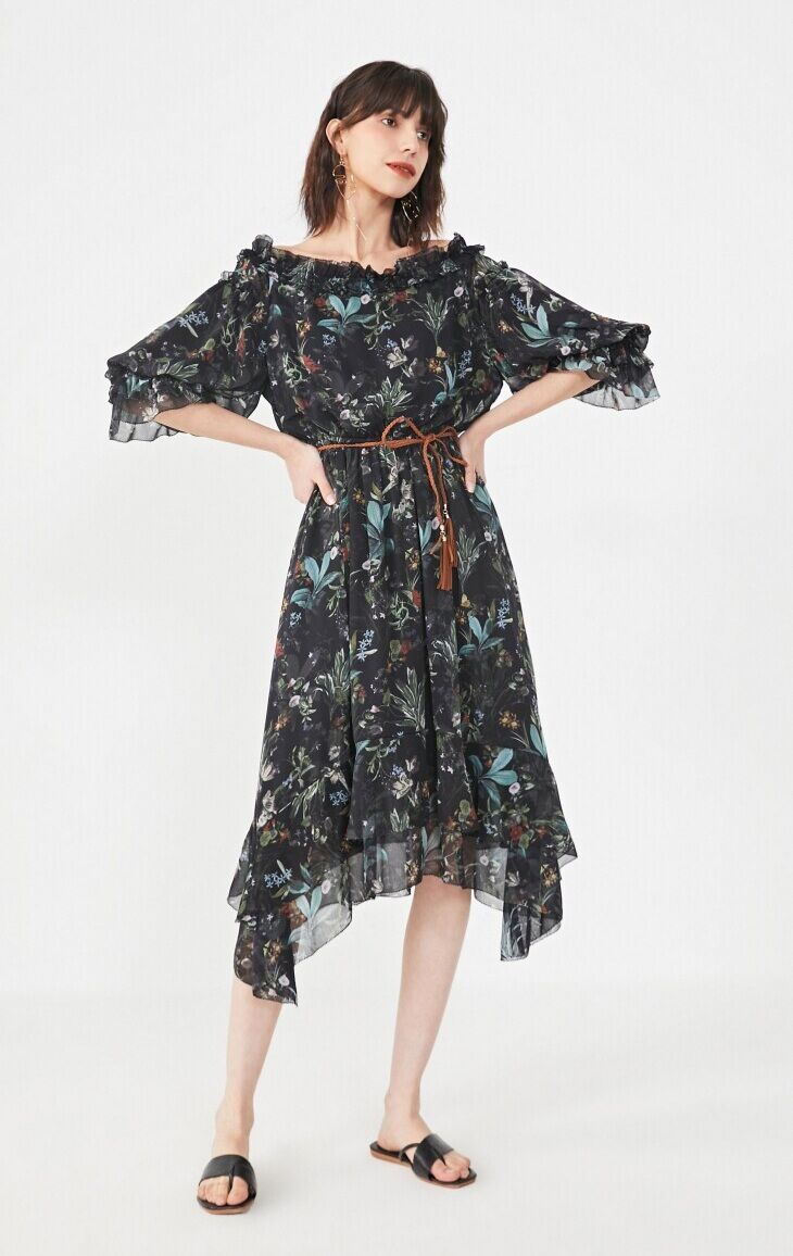 Vero Moda Đầm hoa maxi trễ vai kèm dây thắt nơ eo