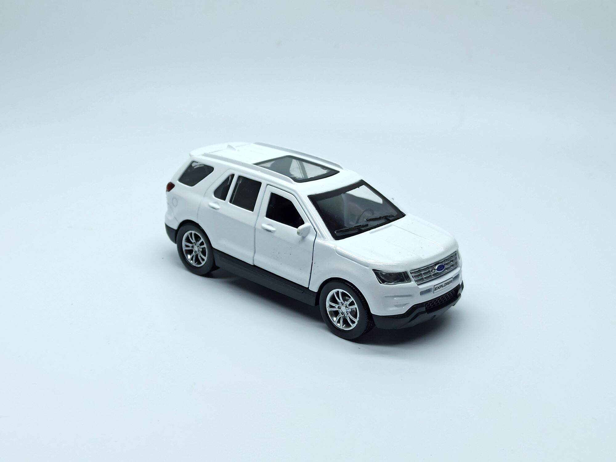 Mô hình xe Ford Explorer