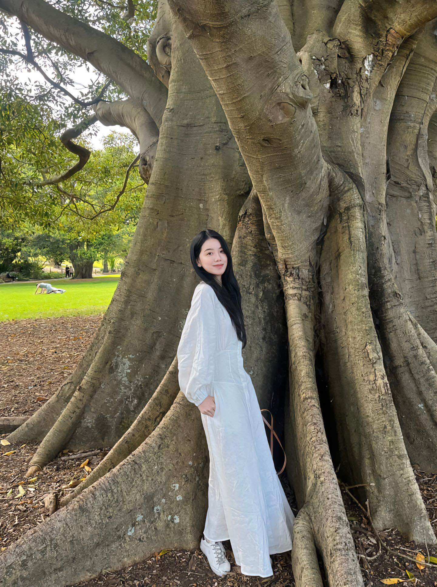 Váy sơ mi dáng dài tay phồng