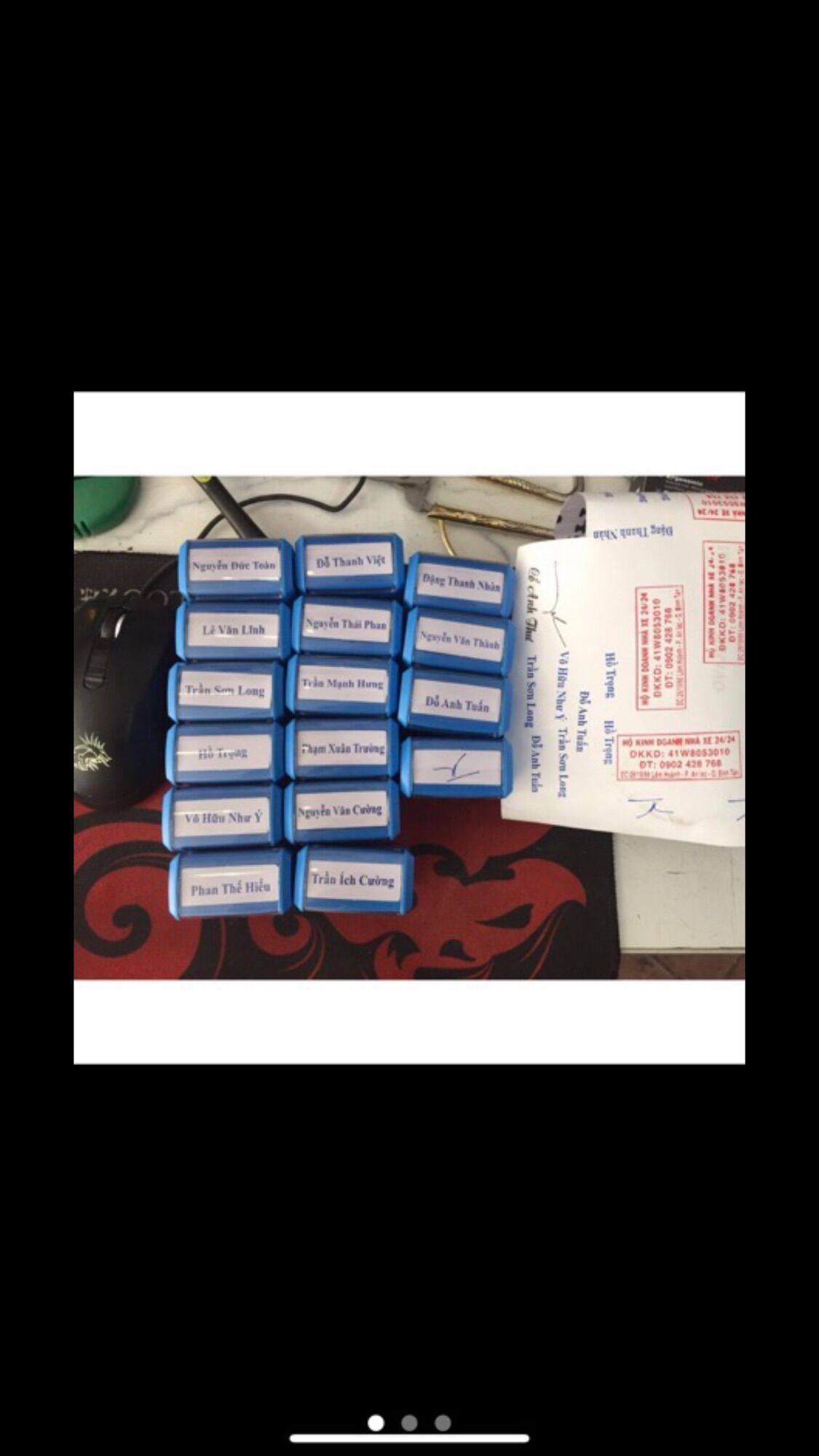 Mộc tên, mộc chức danh đẹp sắc nét.