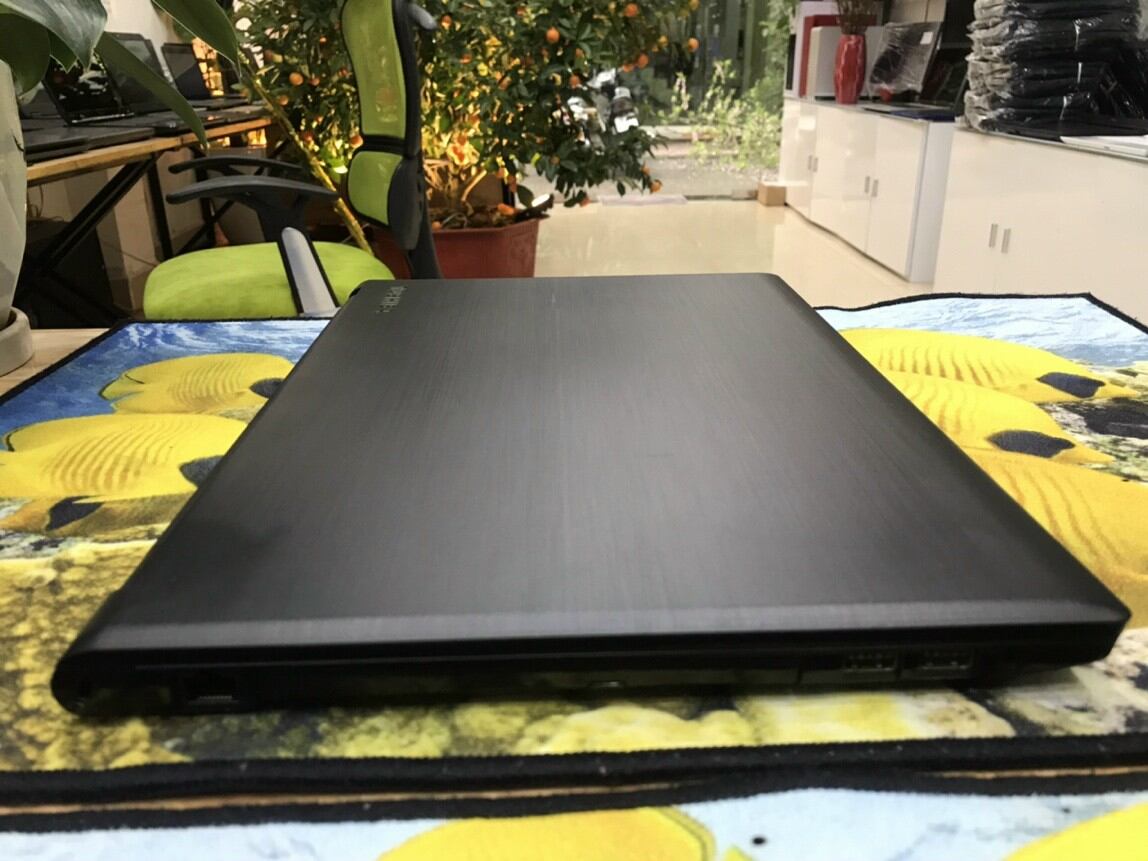 Toshiba R75\B