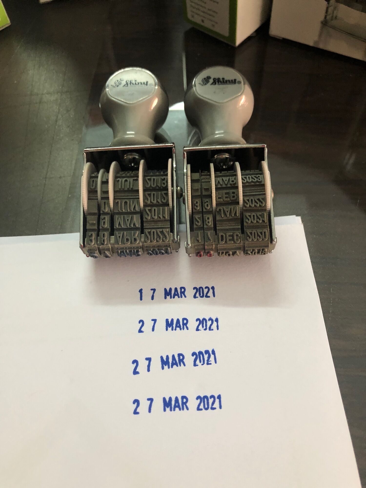 Dấu ngày tháng năm tiếng anh chấm mực rời thay đổi dc giá rẻ chính hãng