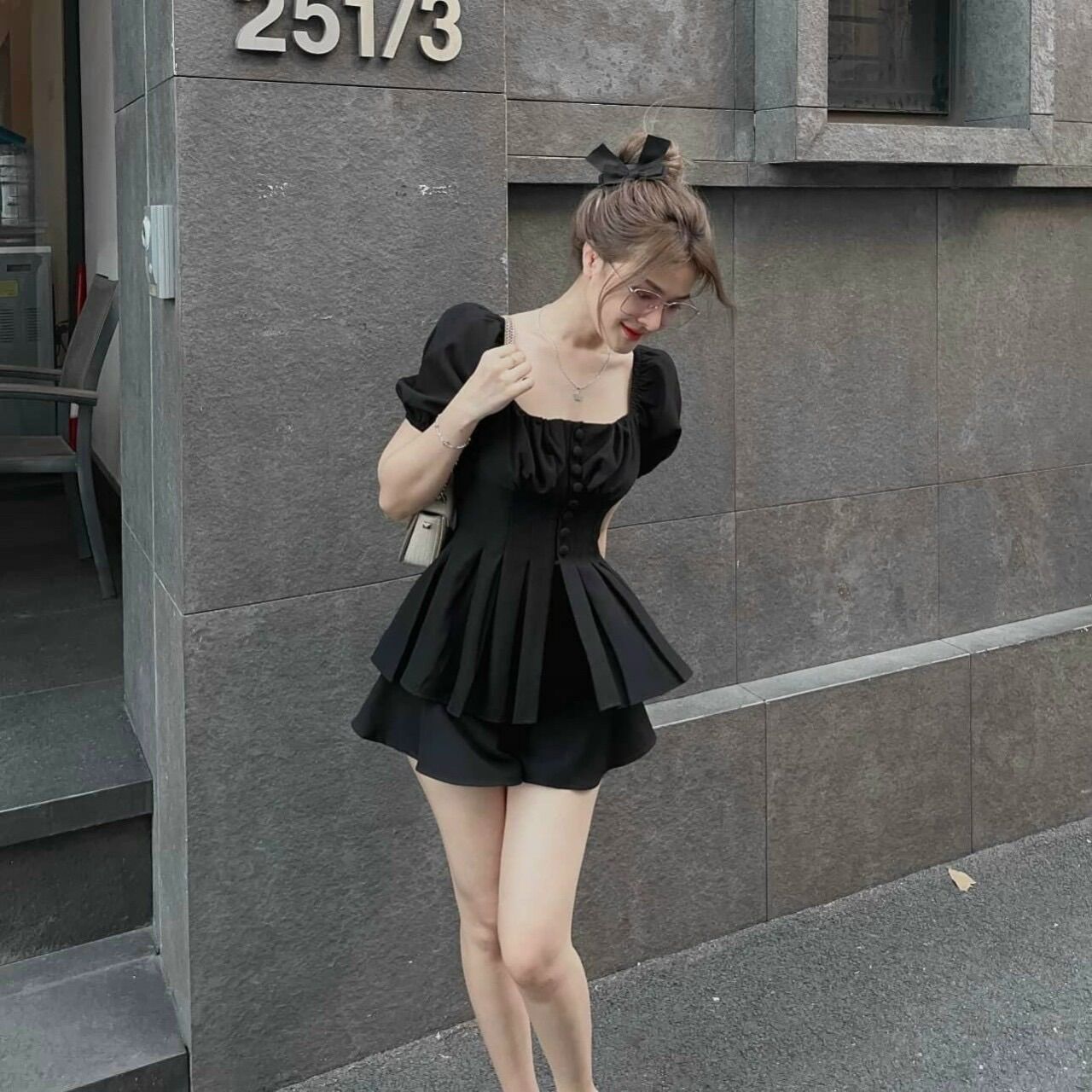 Set bộ tay phồng peplum quần ngắn