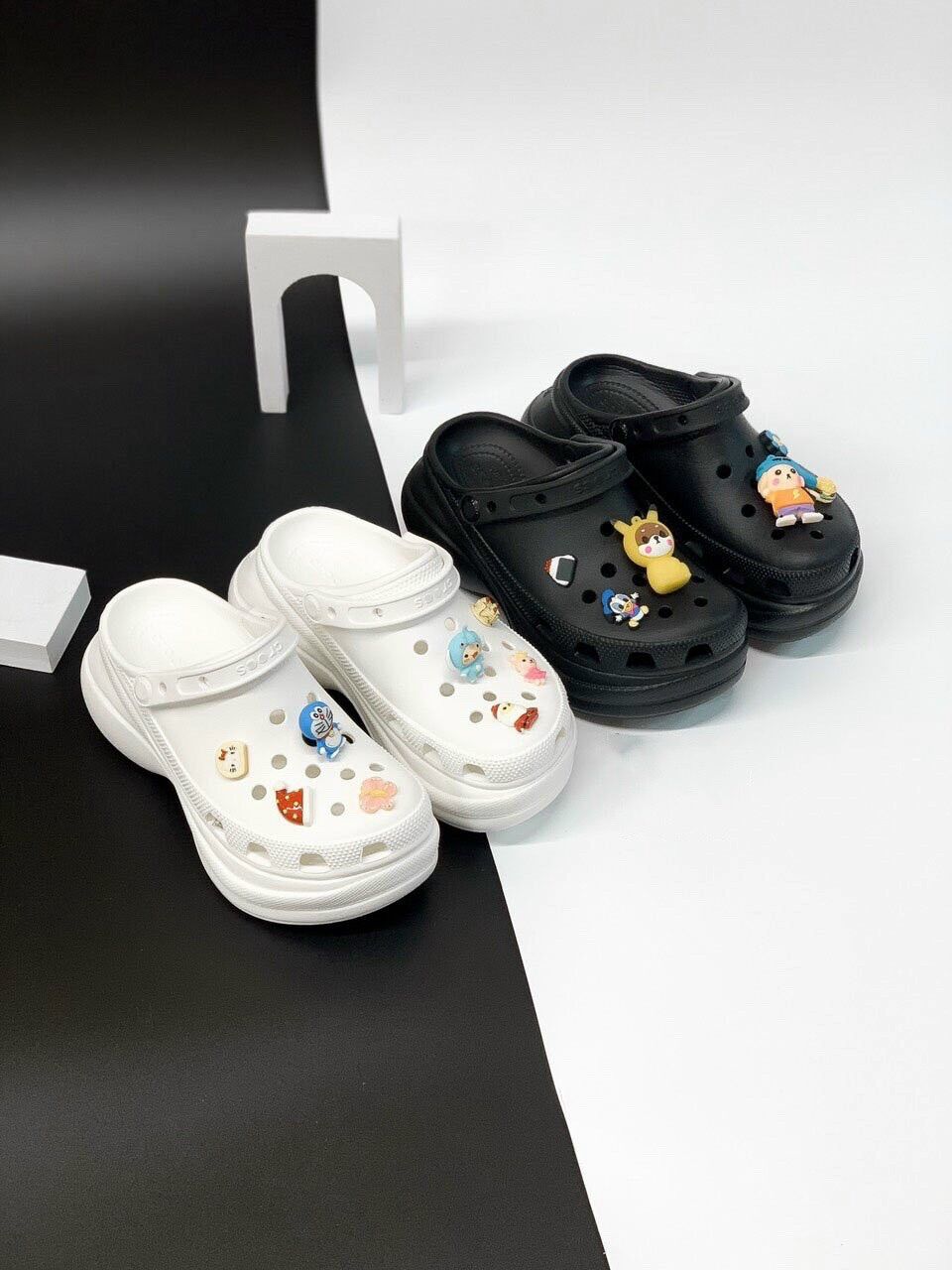 Sục Bea Crocs đế cao 8cm đúc nguyên khối siêu bền, trẻ trung- tặng kèm 10 hình