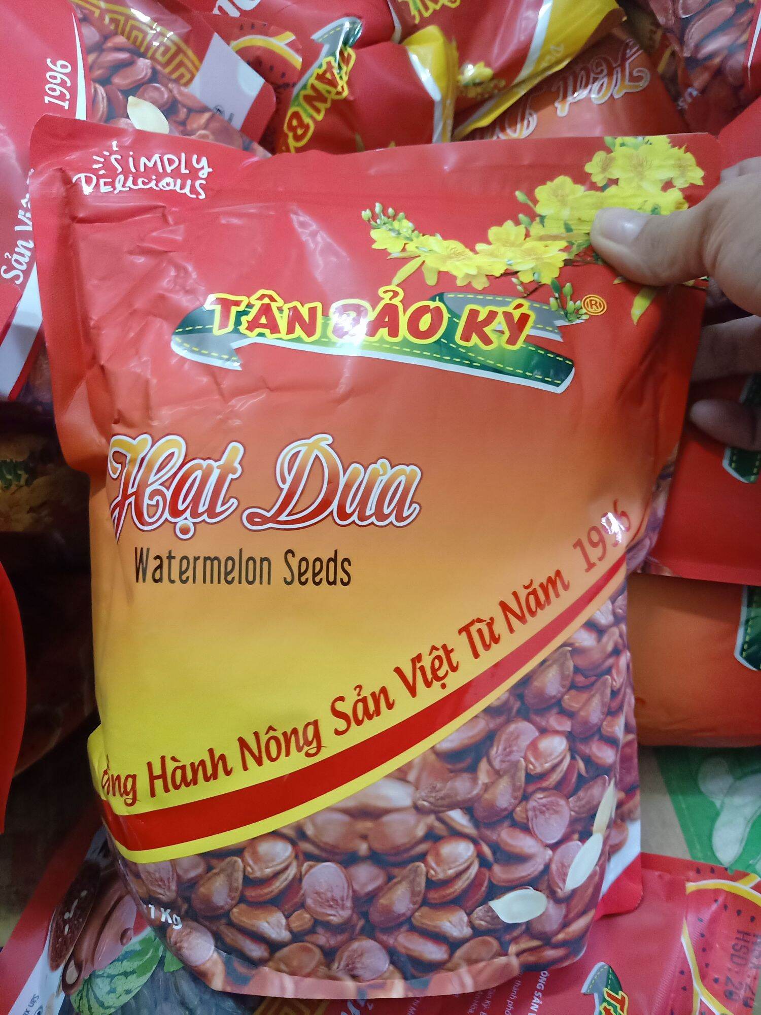 Hạt dưa không phẩm màu Tân Ký, sản xuất tại Huế 1kg
