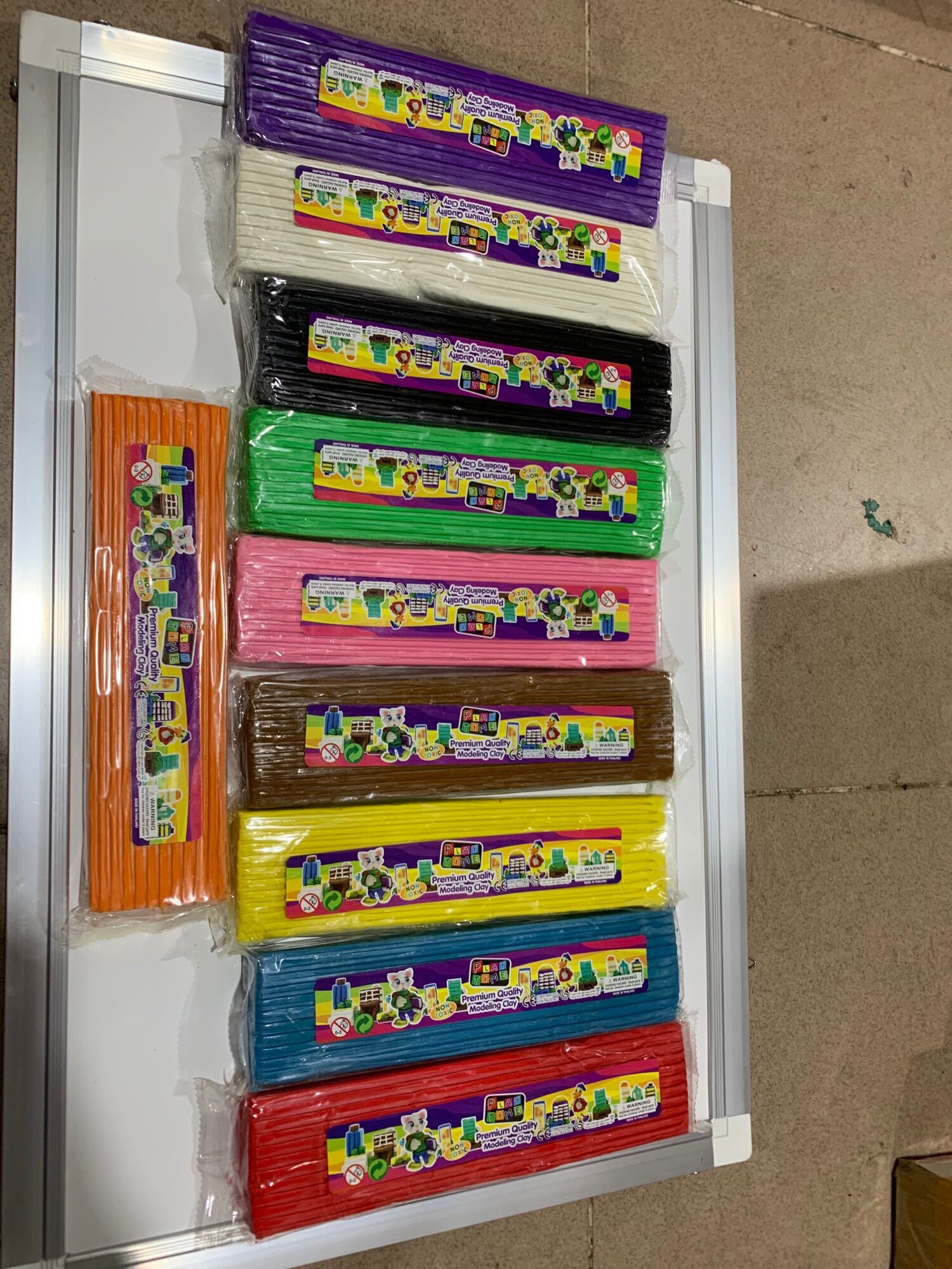 Đất nặn cân Thái đủ màu giá 1 kg