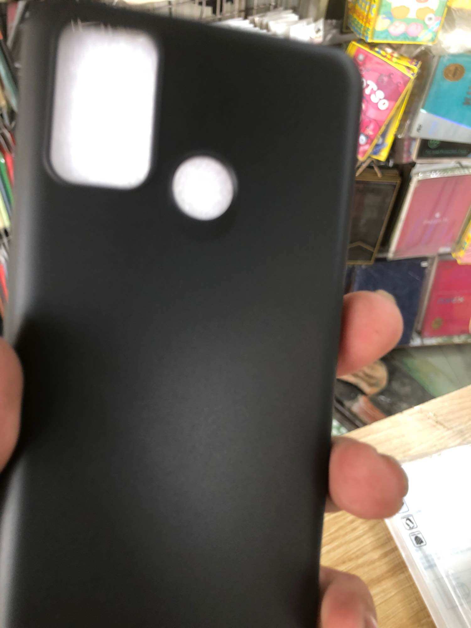 Ốp lưng VSmart Joy 4 dẻo đen