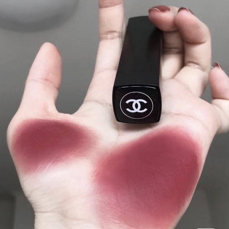 Son CHANEL Rouge Allure Velvet Extreme 132 Endless