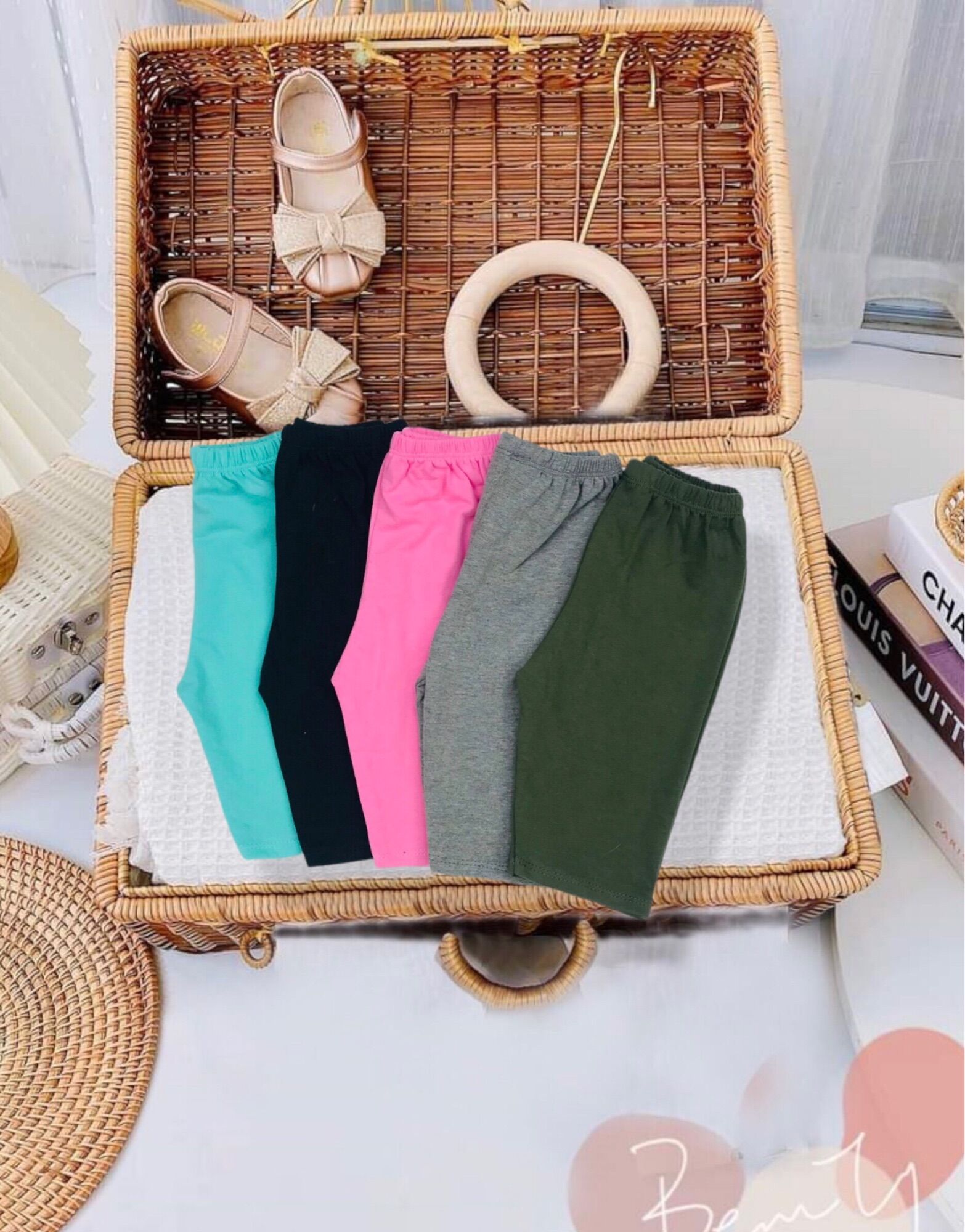 Siêu phẩm quần legging lửng cho bé gái