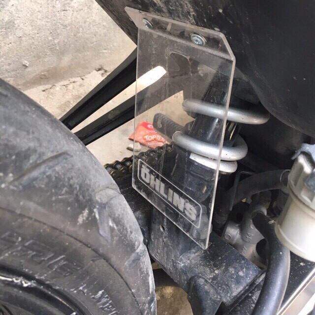 Meka chắn bùn ở phuộc sau ex 150, ex155, winner x, winner
