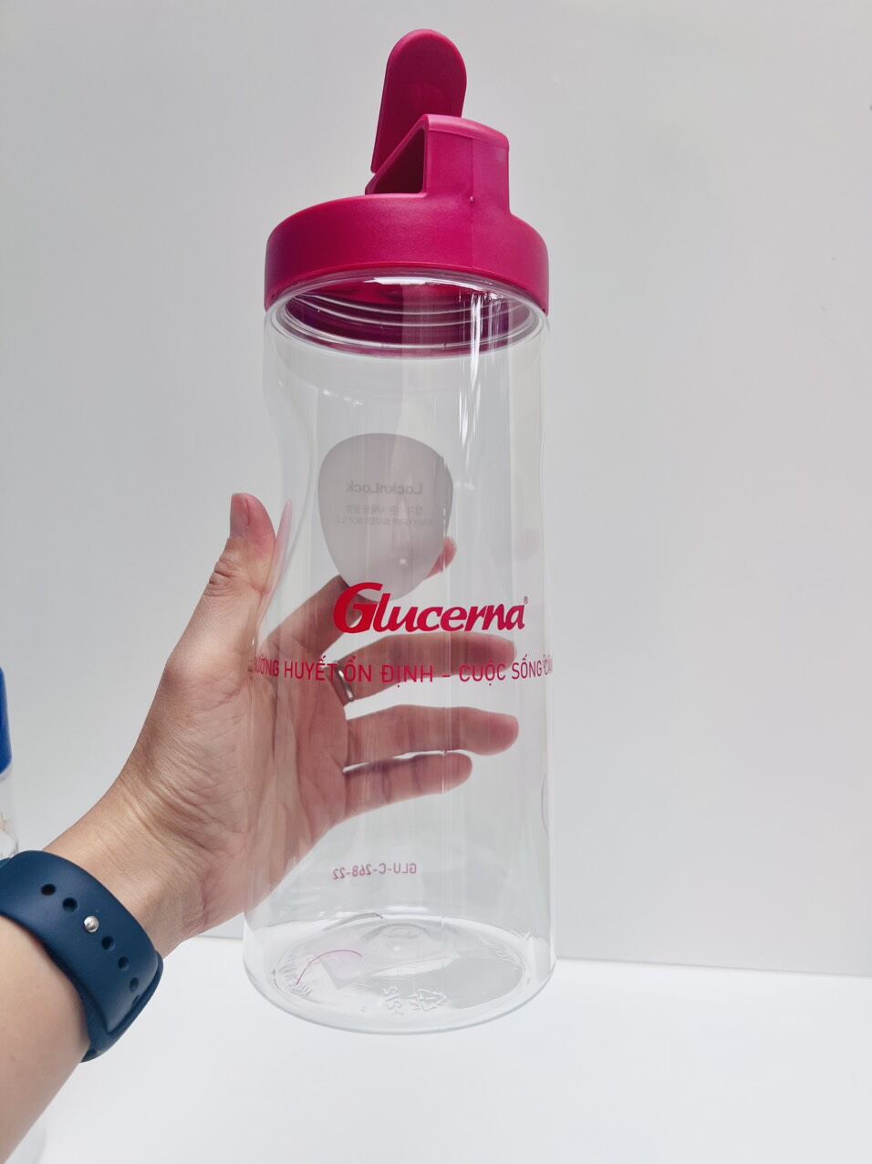 Lock&Lock Water Bottle 1.2 Liter (Random)