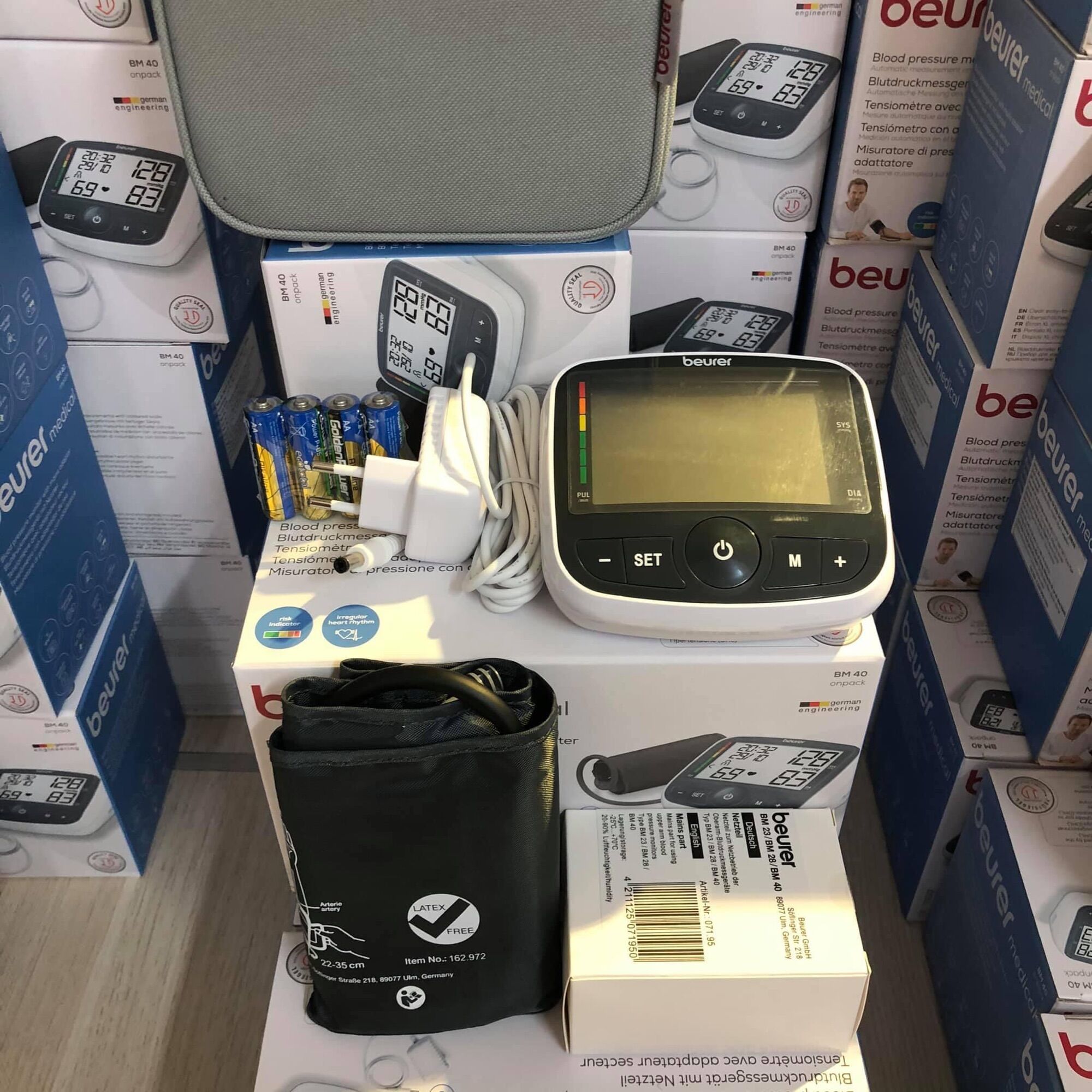 ❤ máy đo huyết áp điện tử bắp tay beurer bm40 , máy đo huyết áp bắp tay tự động beurer bm40 của đức